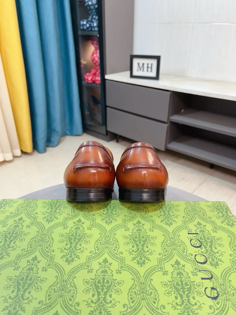 Men's shoes 💰500🌹🌹【GUCCI】The most popular classic Gucci leather shoes. Synchronized with the official website, the upper is made of Italian first-layer cowhide ➕cowhide lining, with unique brand and unique craftsmanship. Highlighting the hot style of the new year. Stop hesitating, stop wandering, get it now. Number: 38--44